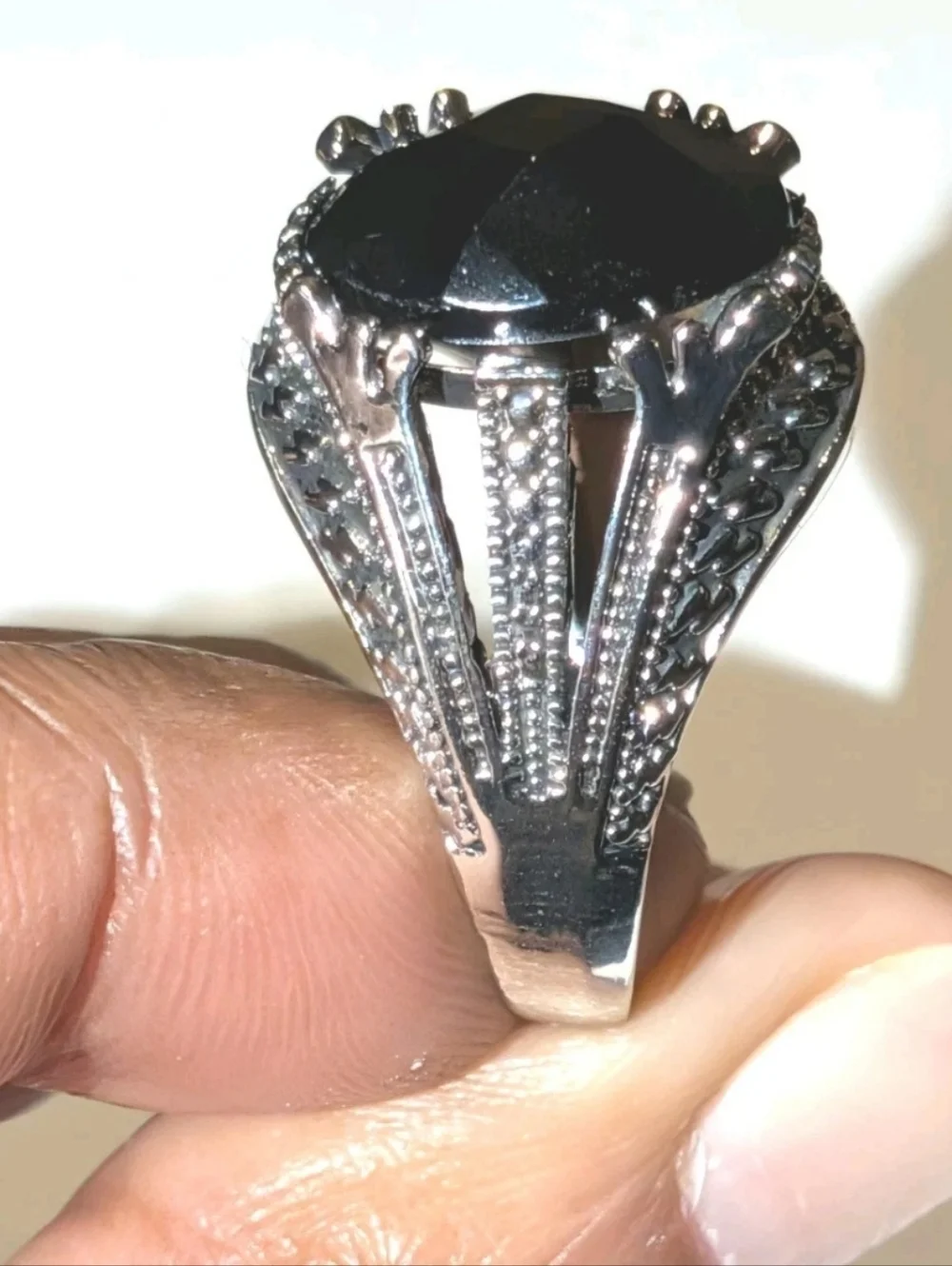 Men’s Black Simulated Onyx Ring Silver Plated Size 10 Oval Statement Gothic Ring